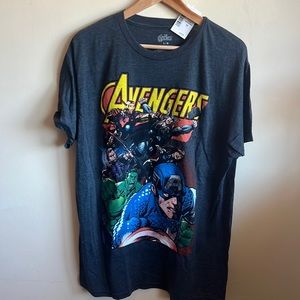 Gray Avengers graphic shirt